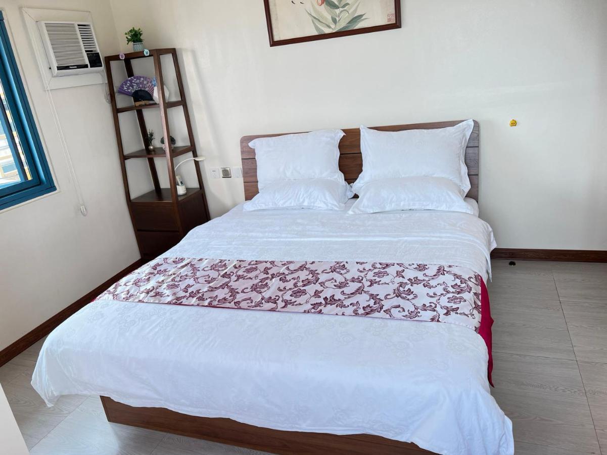 Grand Riviera Suites Manila Bagian luar foto